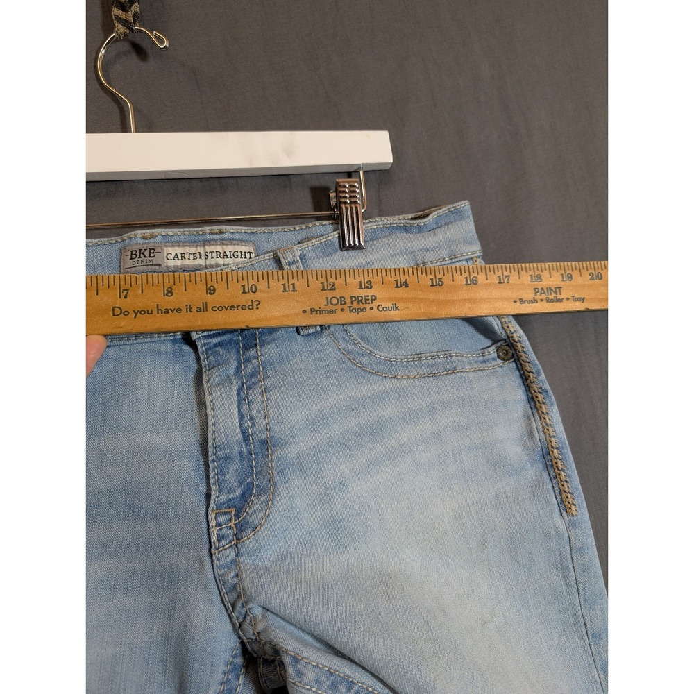 BKE Jeans Women's  32R Carter Straight Leg  Light Wash‎ Outdoors - Picture 4 of 12